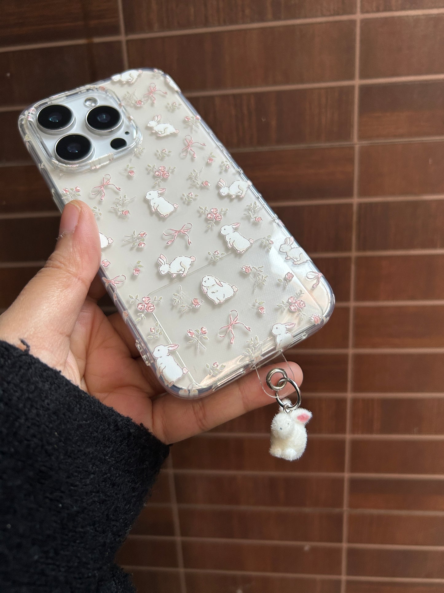 Blossom Bunny Luxe Case With Hanging Bunny