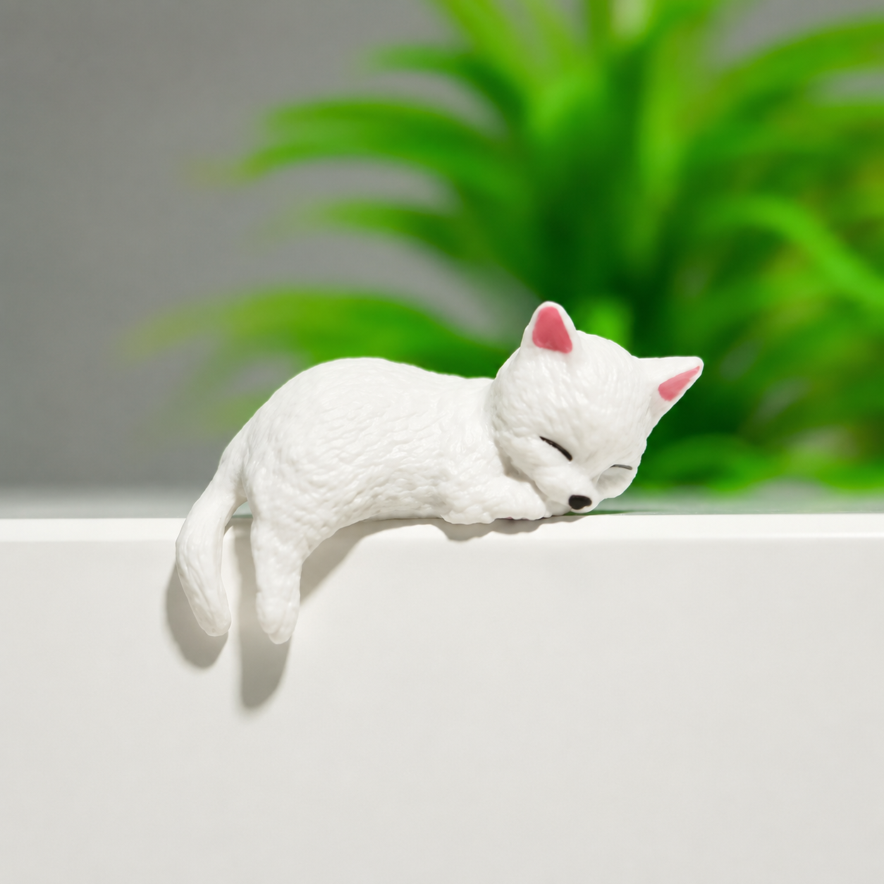 Dreamy Sleeping Kitty Phone Topper With Glue